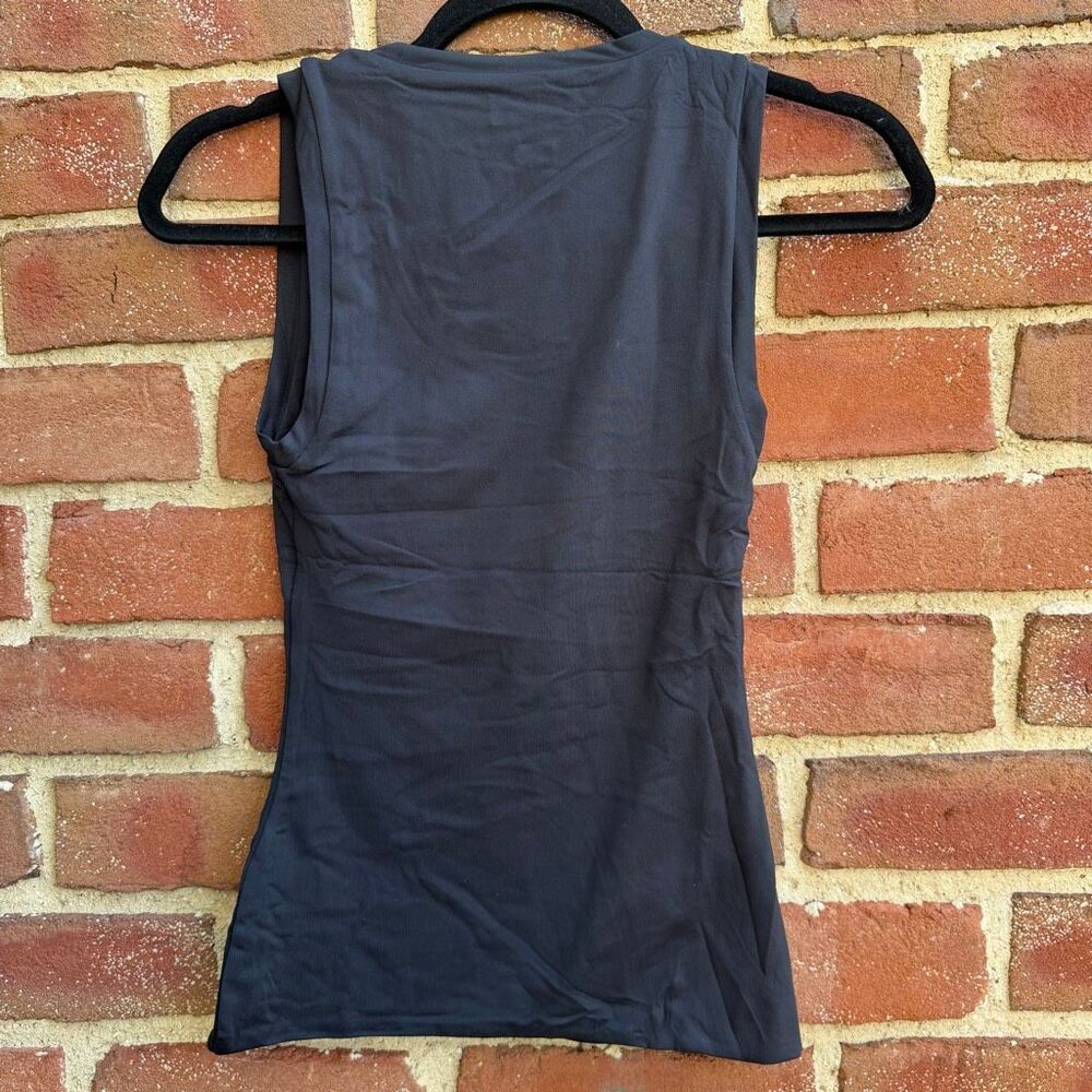 Aritzia Contour Busy Tank Scoopneck Double Layer Smoothing black L NWOT - Picture 8 of 9